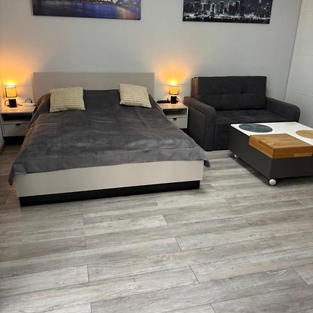 Lovely Condo In The Heart Of Warsaw Piekne Mieszkanie W Samym Sercu Warszawy Bagian luar foto