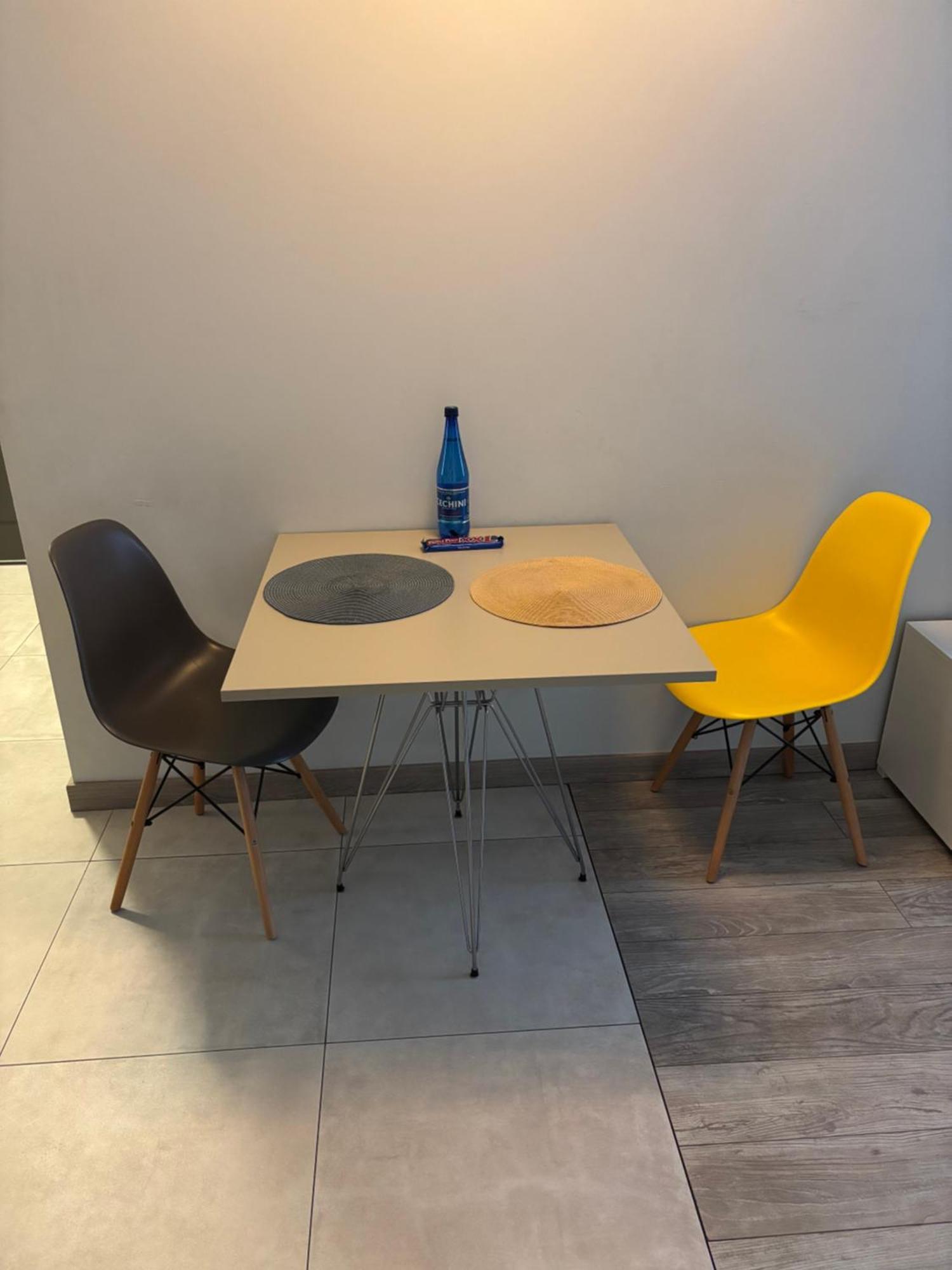 Lovely Condo In The Heart Of Warsaw Piekne Mieszkanie W Samym Sercu Warszawy Bagian luar foto